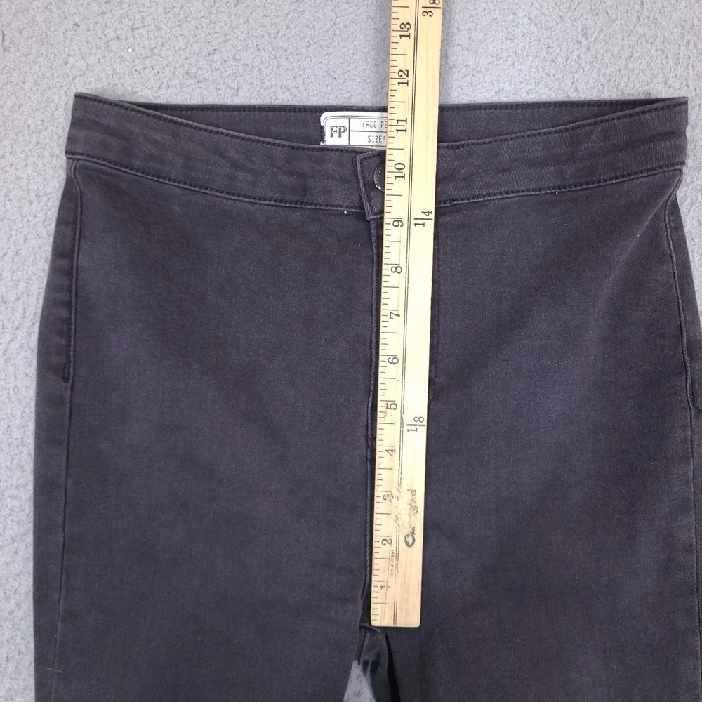 Free People Jeans Womens 26 Gray Charcoal Bell Bottoms Super Flare Denim Stretch